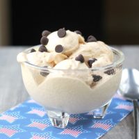 Peanut Butter Frozen Yogurt from www.thisgalcooks.com #peanutbutter #yogurt WM
