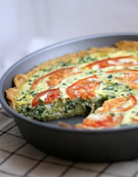 Tomato Bacon and Spinach Quiche - This Gal Cooks