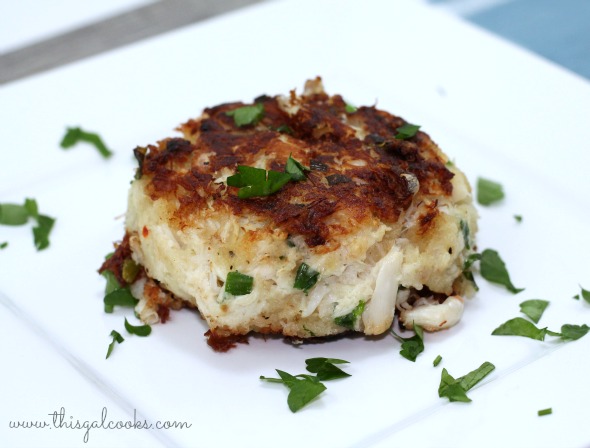 Homemade Crab Cakes with Sweet Chili Lime Sauce - This Gal Cooks #seafood #appetizers #dinner