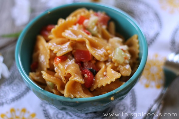 Greek Style Pasta Salad from www.thisgalcooks.com #pasta #greek #salad wm