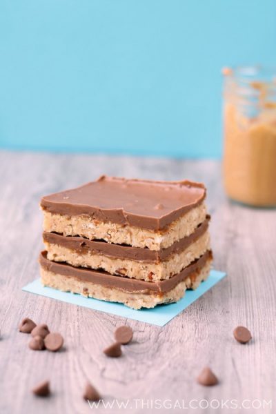 Peanut Butter Pretzel Magic Bars from www.thisgalcooks.com #peanutbutter #pretzelrecipes #bars 3WM