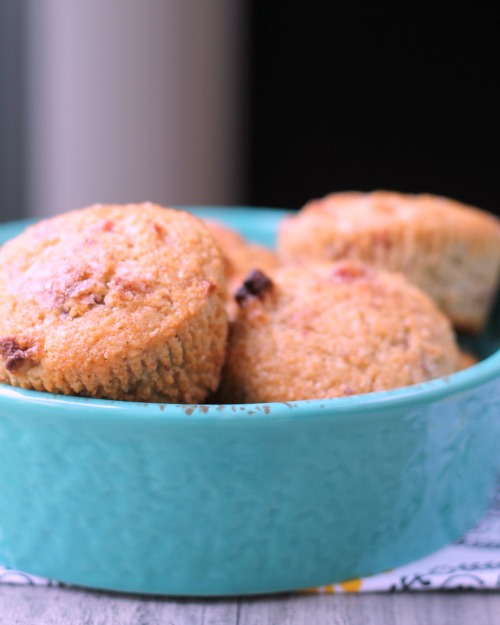 Vegan Apple Berry Bran Muffins from www.thisgalcooks.com #vegan #muffins 5