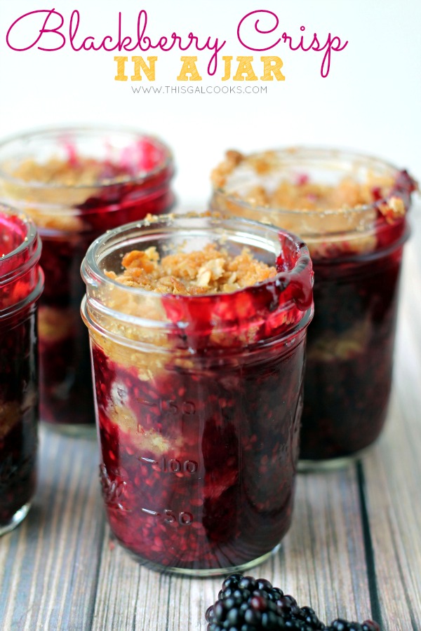 Blackberry Crisp in a Jar from www.thisgalcooks.com #blackberries #fruitcrisp #jarrecipes wm