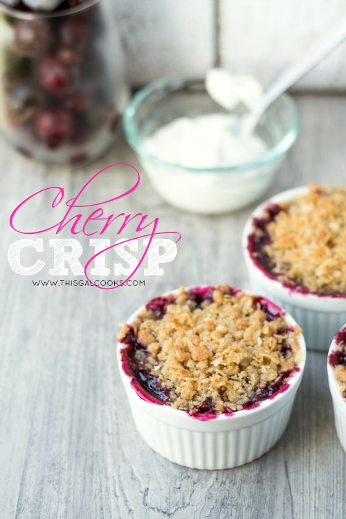 Cherry Crisp from www.thisgalcooks.com #cherryrecipes #fruitcrisp #vegan 4wm