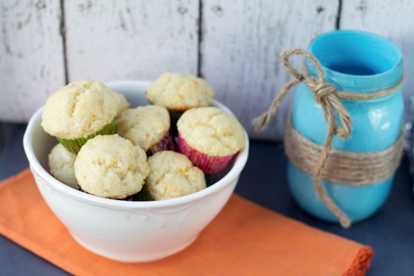 You can't go wrong by starting your day with these delicious Orange Creamsicle Mini Muffins!