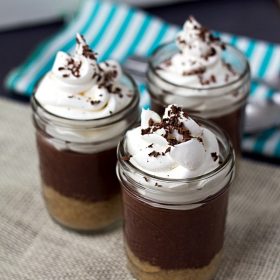 Chocolate Pudding Pie In A Jar from www.thisgalcooks.com #pudding #chocolate #jarrecipes