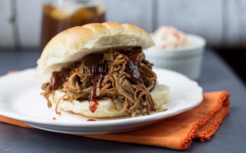 Clow Cooker BBQ Beef Sandwiches