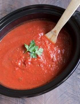 Slow Cooker Spaghetti Sauce. Great for pasta and pizza!