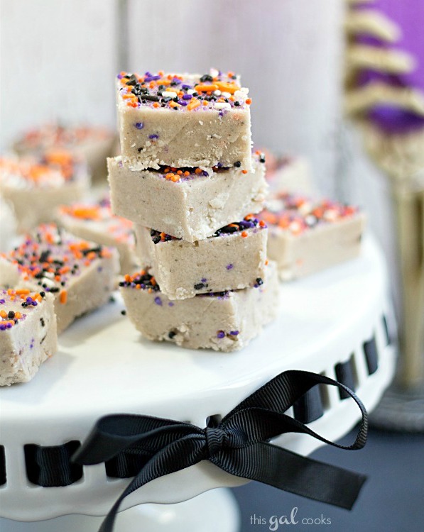 Halloween Cake Batter Fudge from www.thisgalcooks.com #fudge #halloween #cakebatter