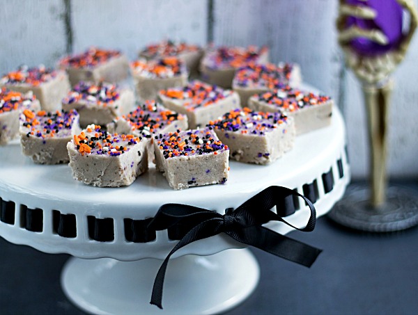 Halloween Cake Batter Fudge from www.thisgalcooks.com #fudge #halloween #cakebatter