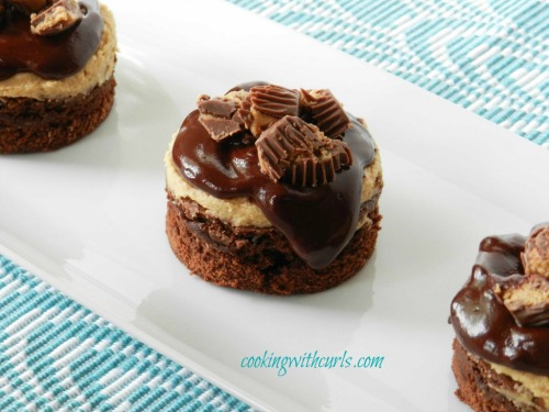 Twenty Tasty Peanut Butter Desserts - This Gal Cooks #recipes #peanutbutter #desserts