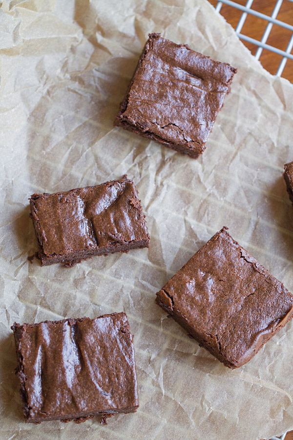 Flourless Fudgy Brownies. These gluten free brownies are made with almond butter, cocoa powder and agave nectar.