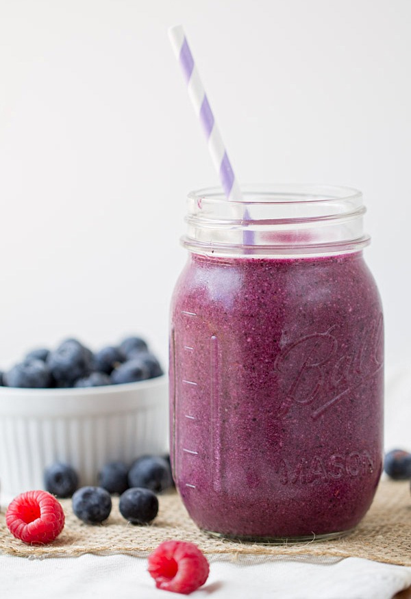 Berry Toasted Coconut Smoothie - a healthier breakfast option with no refined sugars. 260 calories/serving