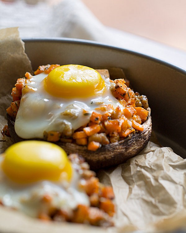 Sausage + Sweet Potato Stuffed Portobello: Chicken Sausage and diced sweet potatoes are sautéed in Italian seasonings, stuffed into  portabellos, topped with an egg and baked to perfection.