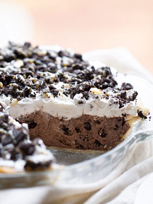 Cookies and Cream Chocolate Pudding Pie This Gal Cooks