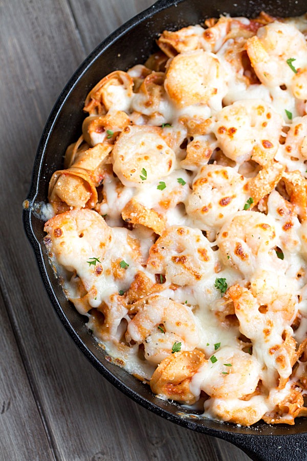 Easy Italian Shrimp Tortellini Bake on This Gal Cooks #dinner