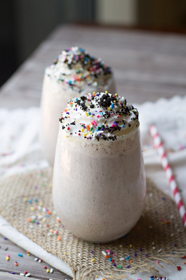 Strawberry Cookies and Cream Kefir Shake on This Gal Cooks