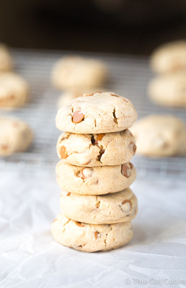 Pumpkin Cinnamon Chip Cream Cheese Cookies | This Gal Cooks #dessert