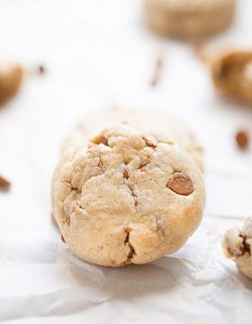 Pumpkin Cinnamon Chip Cream Cheese Cookies | This Gal Cooks #dessert