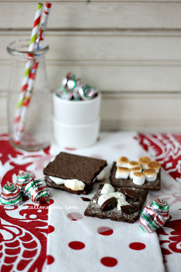 Hershey-Peppermint-Bark-Bells-2