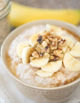 Smooth, creamy and slightly tangy Banana Oatmeal is sweetened with maple syrup and topped with crunchy walnuts. Greek yogurt gives this heartwarming, healthy oatmeal a creamy texture and tangy flavor!
