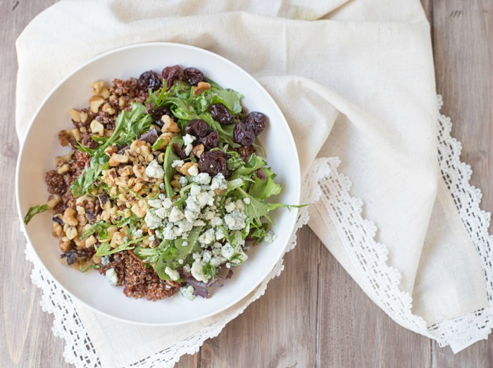 Simple and healthy Baby Greens Salad with Quinoa and Honey Balsamic Vinaigrette | This Gal Cooks