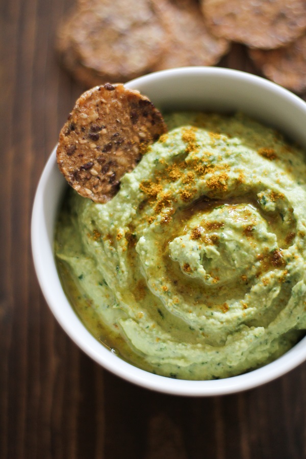 roasted_garlic_kale_hummus_and_let_them_eat_kale_giveaway_2