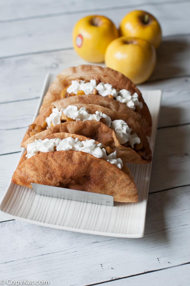 apple-pie-tacos