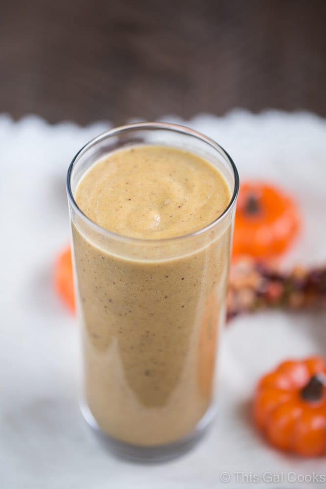 This Pumpkin Banana Bread Smoothie is thick and creamy and actually tastes like banana bread! The not so secret ingredient? FIGS!