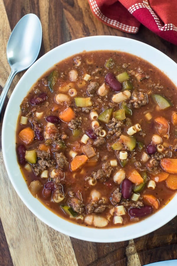 slow-cooker-hamburger-minestrone-127-e1455127221372