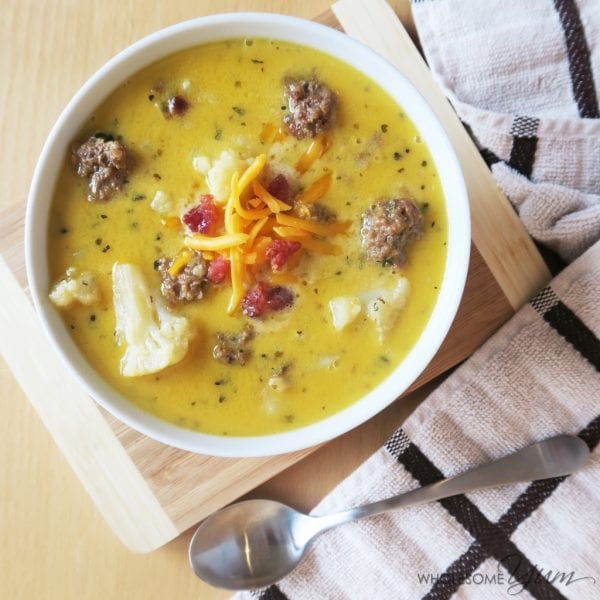 wholesomeyum_bacon-cheeseburger-soup