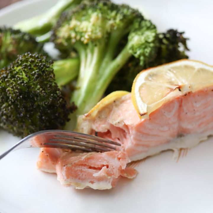 Lemon Dijon Sheet Pan Salmon with Broccoli is an easy cleanup, healthy low carb dinner recipe! If you're watching your carbs and/or eating clean then this recipe is for you! #lowcarb #keto #paleo #realfood #glutenfree #healthyfood