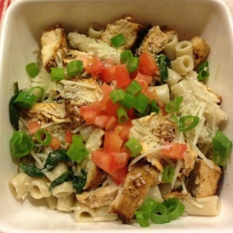 Creamy Spinach, Mushroom & Chicken Pasta