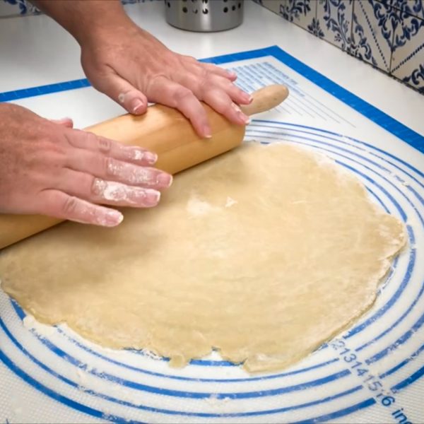 roll_out_pie_crust